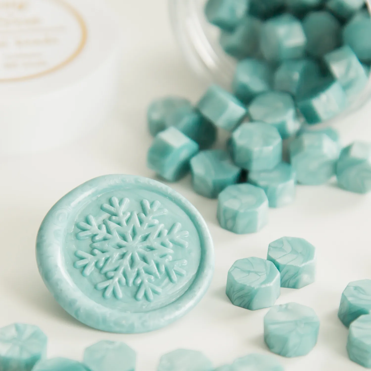 Jessy at Sea Aqua Blue zegelwax 100 kralen lichtblauw