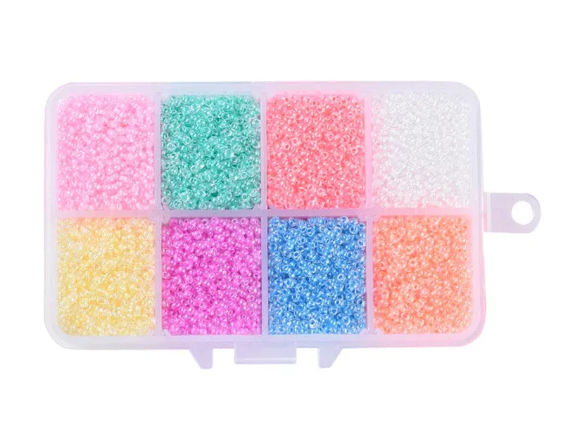 La Petite Epicerie kralendoos 8 kleuren transparant 4200 stuks
