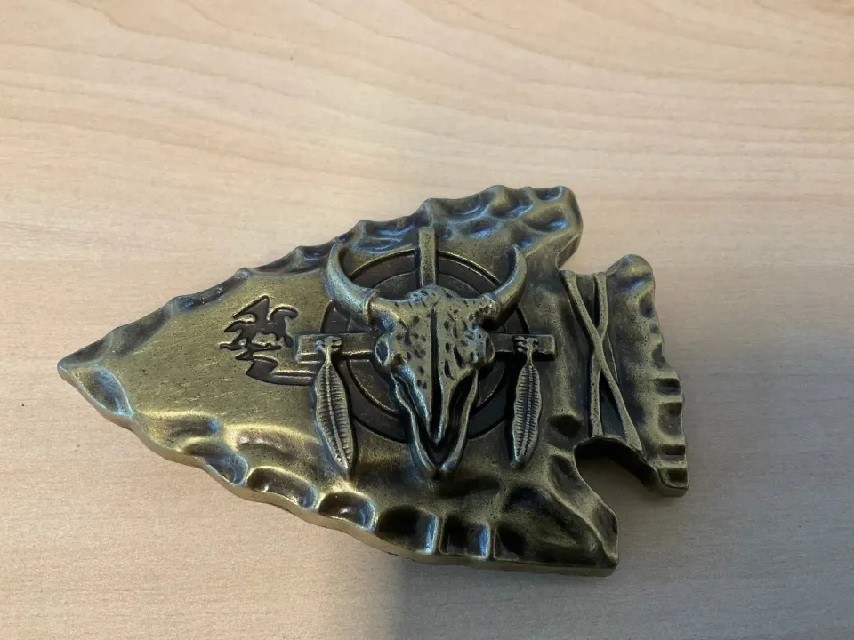 Leather House Brass Arrow riemgesp old gold