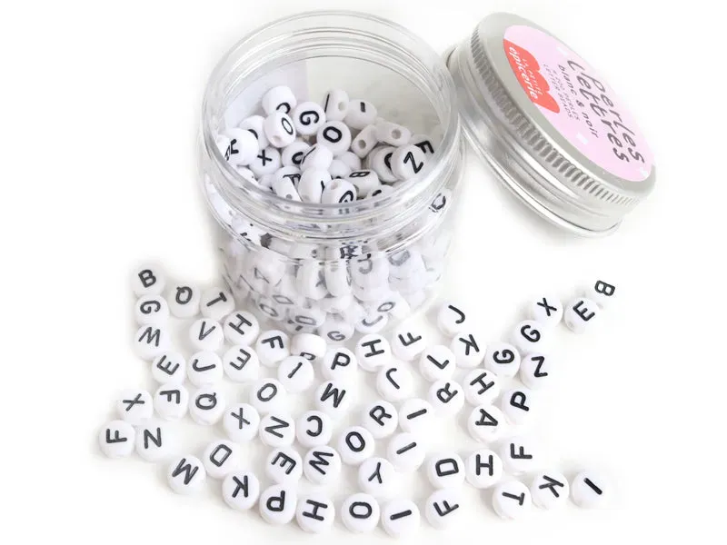 La Petite Epicerie letterkralen pot wit-zwart 200 stuks 7 mm