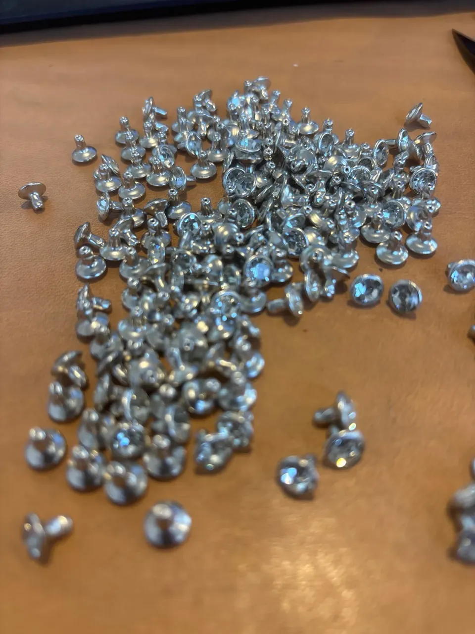 Leather House Strass Rivets holnieten zilver 10 stuks