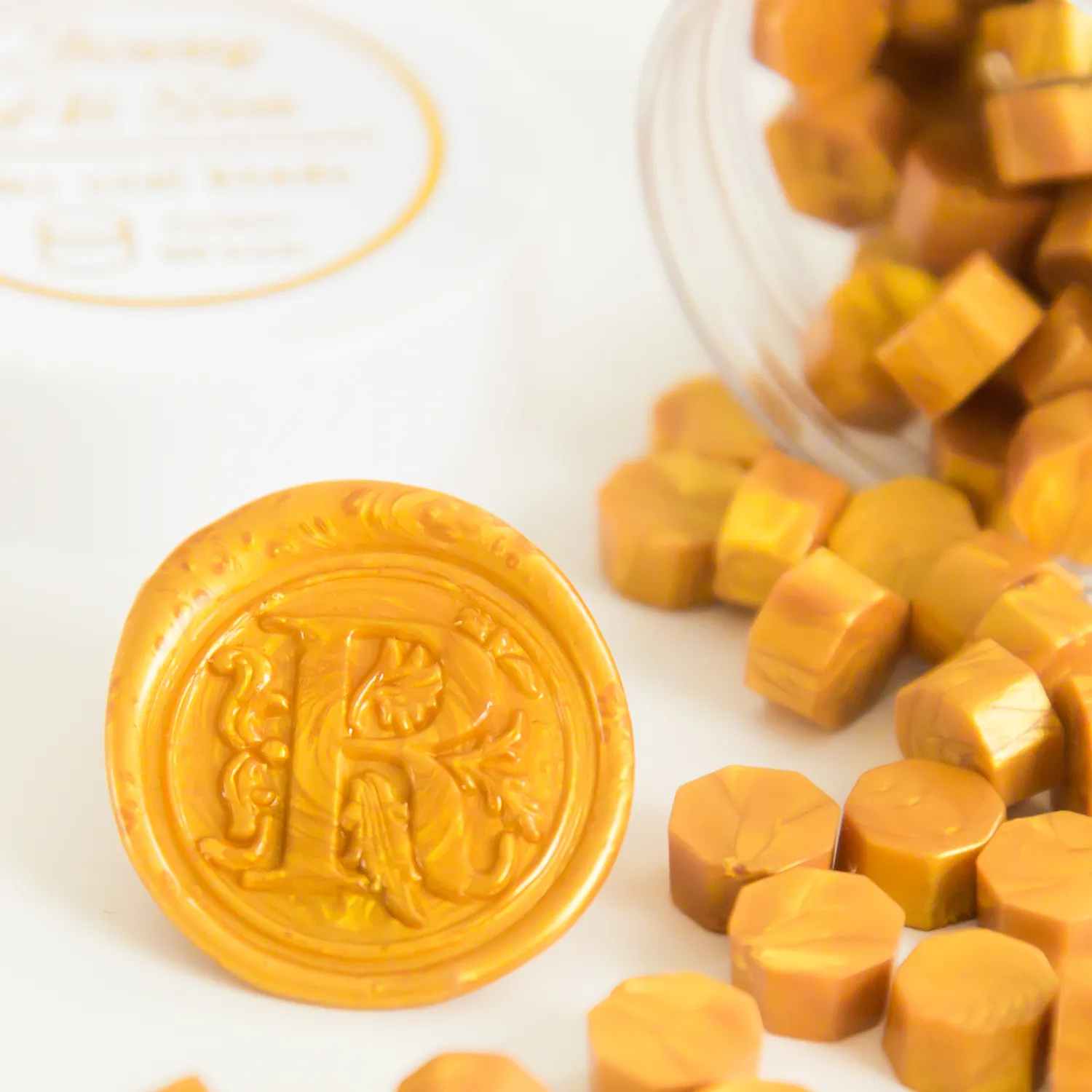Jessy at Sea Gold sealing wax gouden kralen 100 stuks