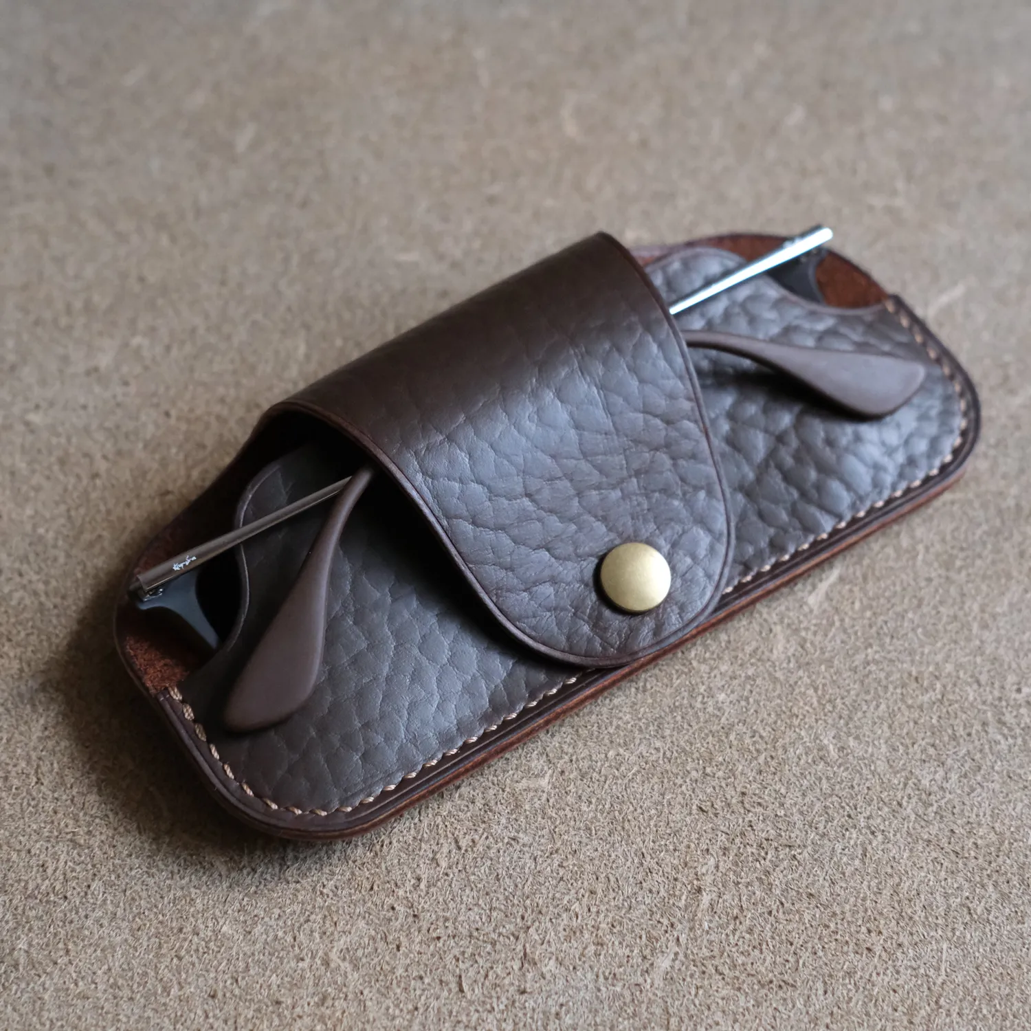 Leather House The Glasses Holder patroon brilhouder pdf beginner
