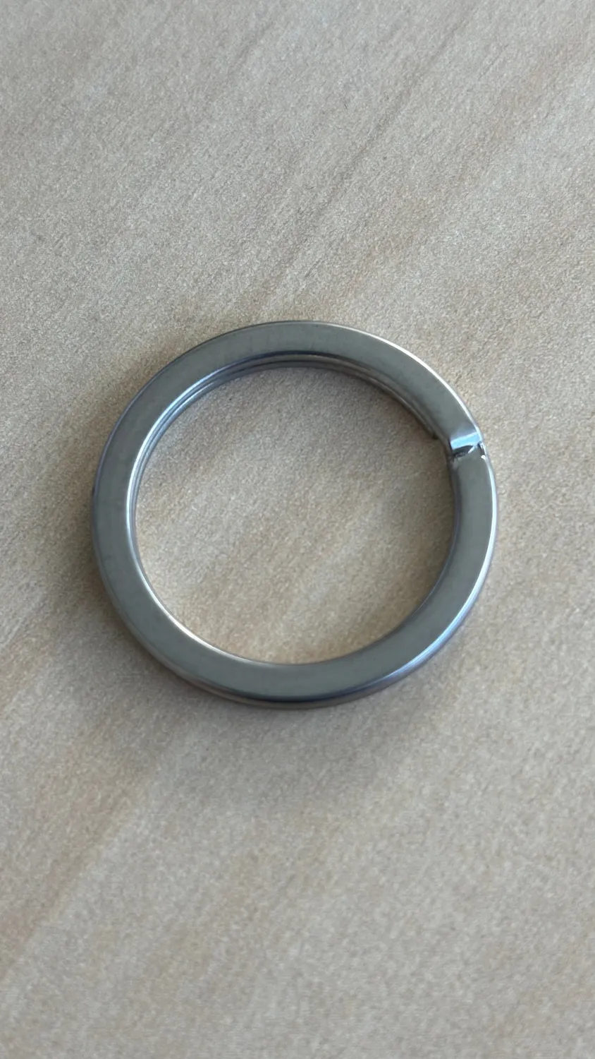 Leather House Split Ring Flat splitring 22x25 mm zilverkleurig