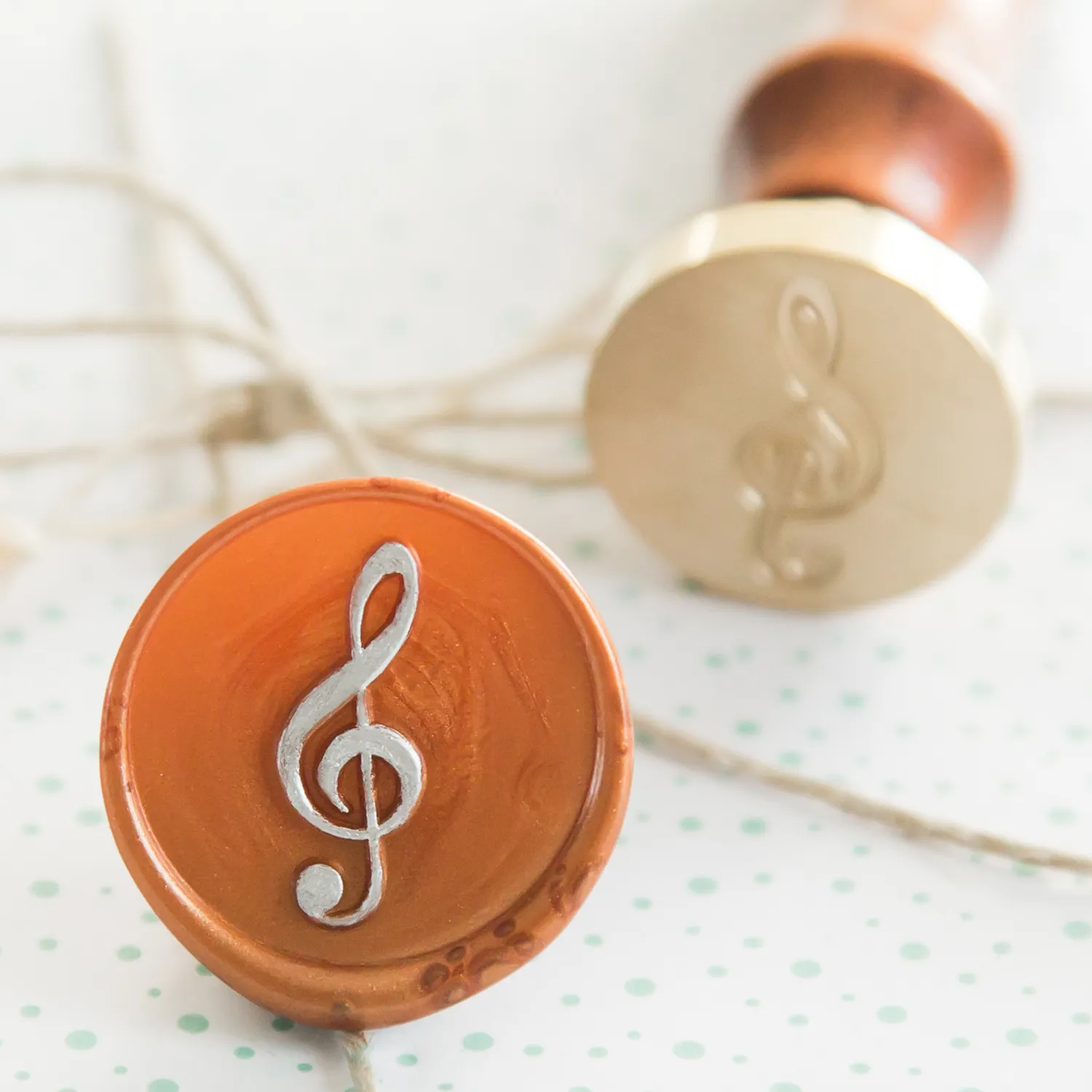 Jessy at Sea Treble Clef waxstempel 25 mm muziek