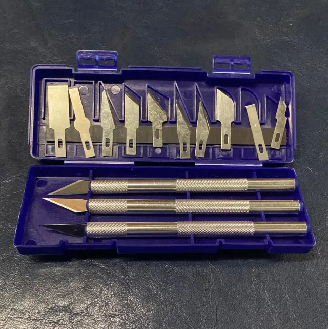 Leather House Snijmes hobbymes set 13 mesjes 3 houders