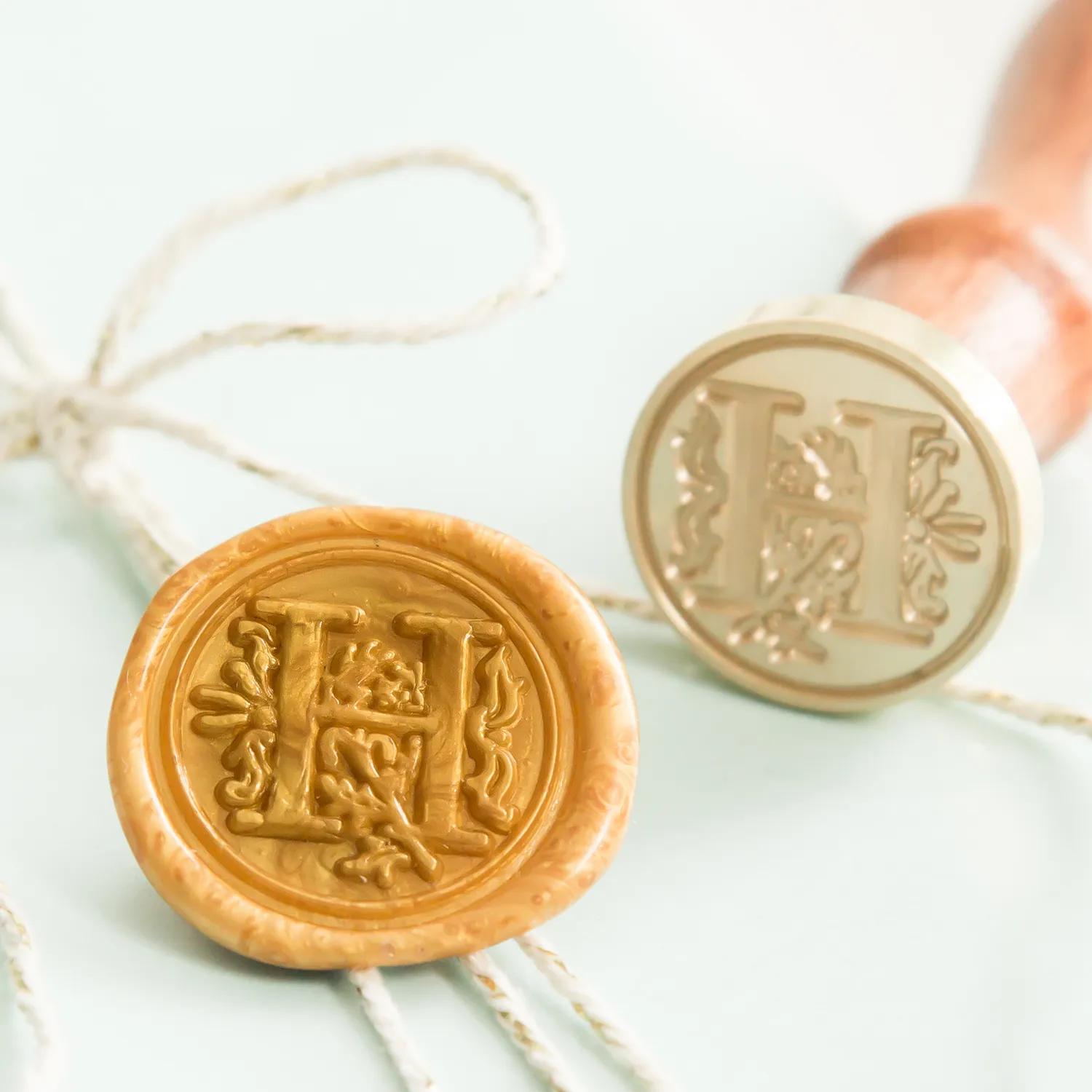 Jessy at Sea Letter H waxzegel stempel 25 mm initiaal