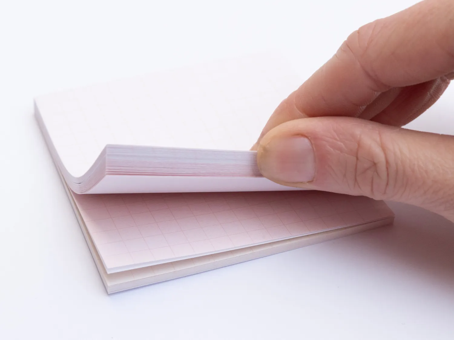 La Petite Epicerie post-it blok roze geruit 7,5 cm 60 vel
