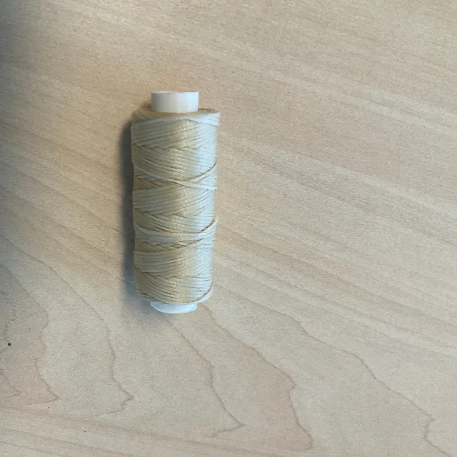 Leather House Gewaxed Draad Beige 1 mm 50 m Kloss