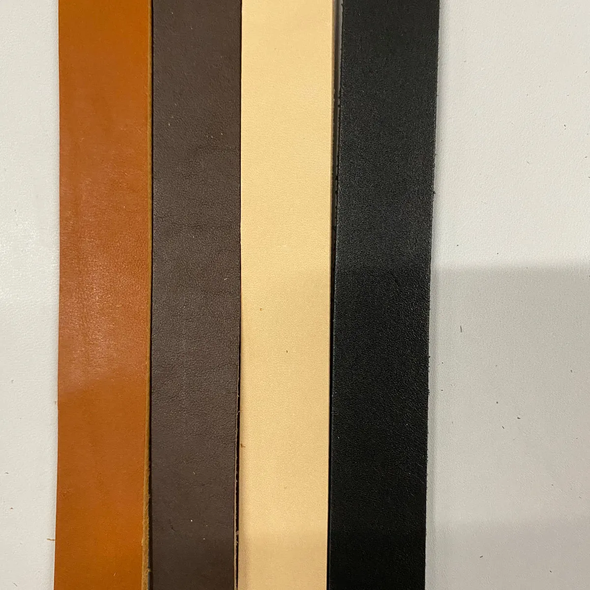Leather House tuigleer riemstrook 3 mm 70 cm caramel