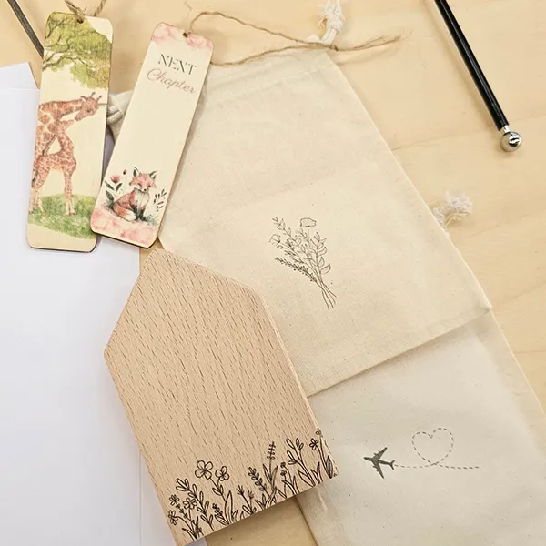 Astrid Brouwers DIY pakket boekenleggers hout transfer