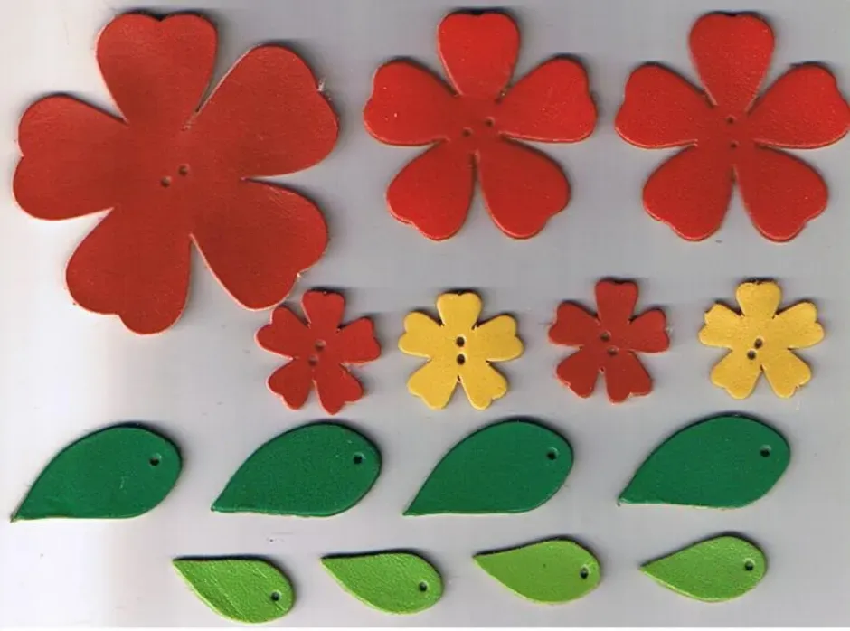 LTC-Leiden leren bloemen set 15-delig rood geel tuigleer