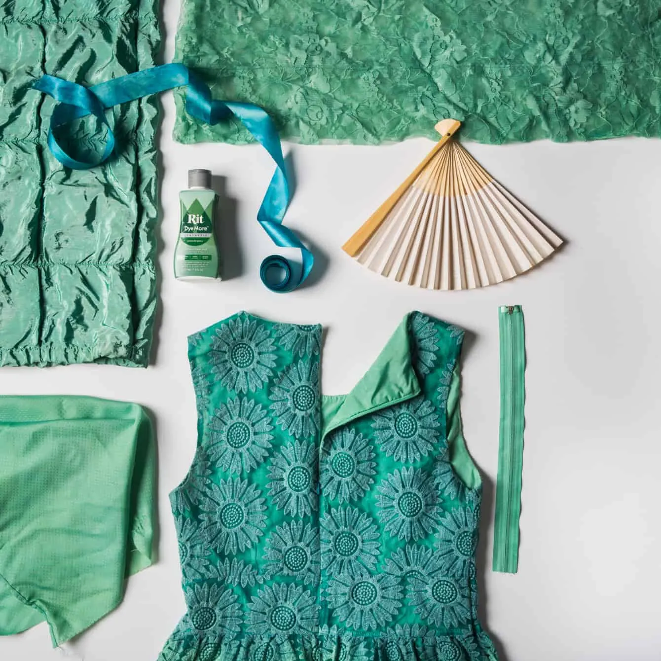 Rit DyeMore Peacock Green textielverf synthetisch groen