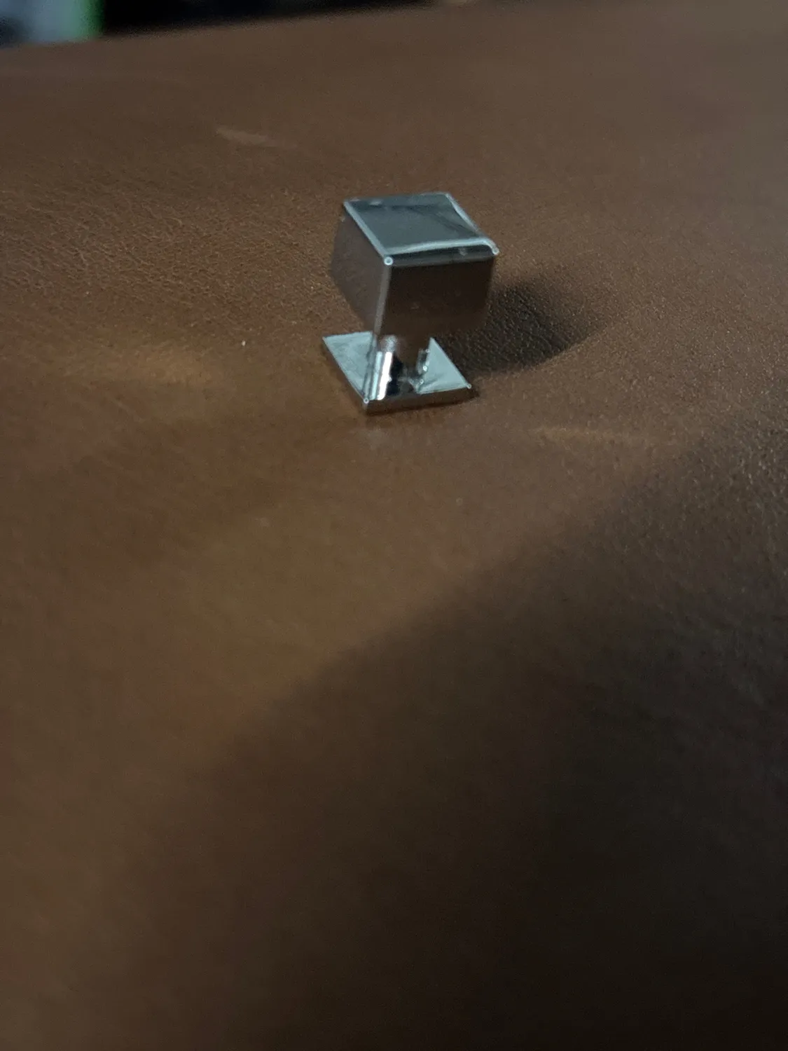 Leather House Geweerknop Vierkant Goud 8 mm