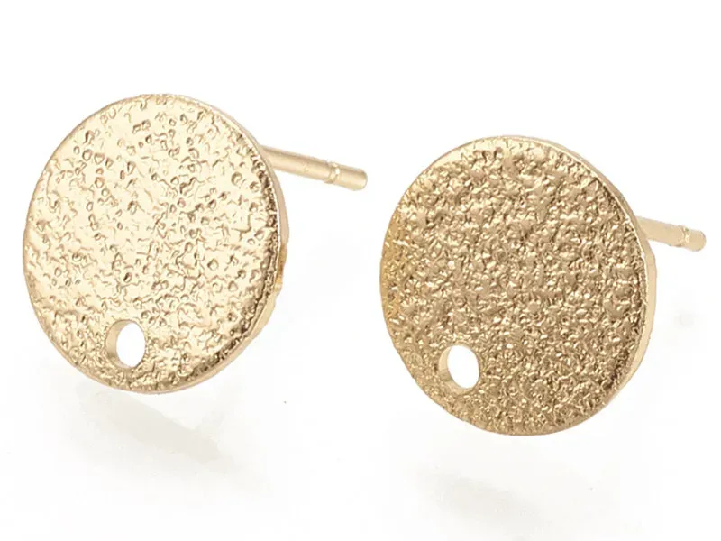 La Petite Epicerie ronde oorknopjes gehamerd 10 mm verguld