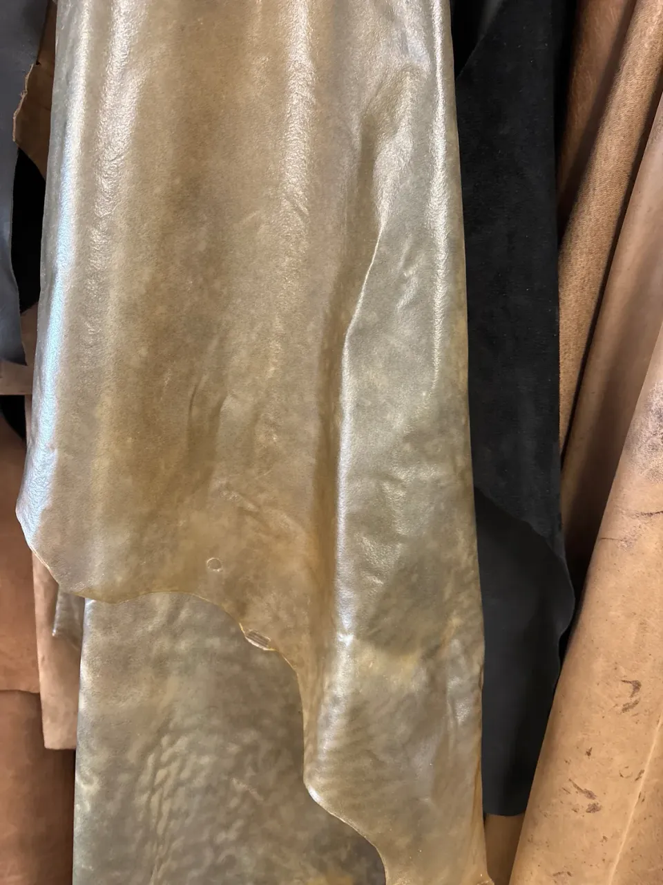 Leather House Translucent Leather double shoulder leer