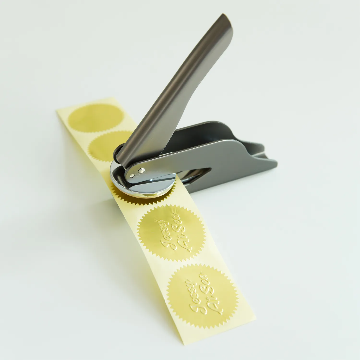 Jessy at Sea Embossing stickers goud 100 stuks