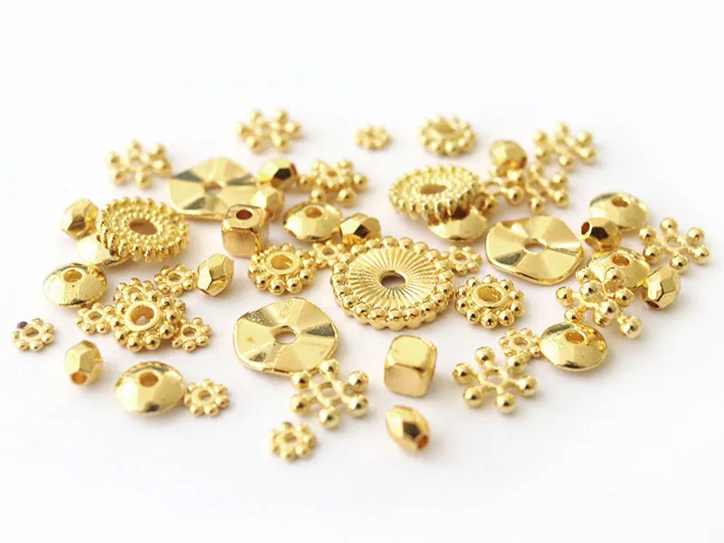 La Petite Epicerie spacers goud heishi 10 gram ca. 40 stuks