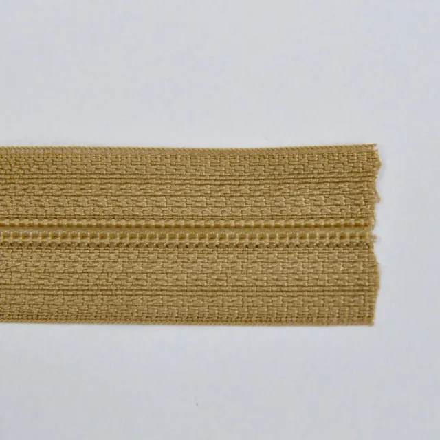 Leather House Rits nylon beige 4 mm per meter stevig