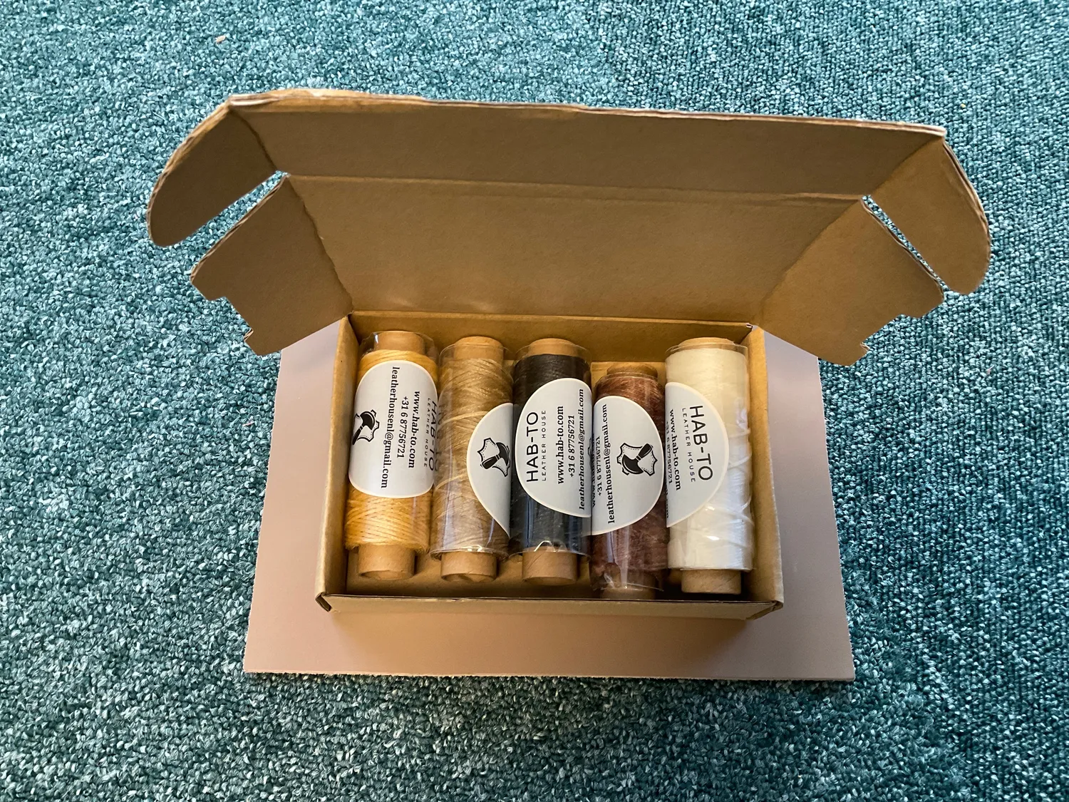 Leather House Wax Thread naaigaren set van 5 kleuren 1 mm gewaxt