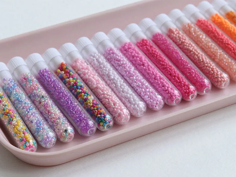La Petite Epicerie Rocailles Kralen 2 mm Geel Mix 10 g