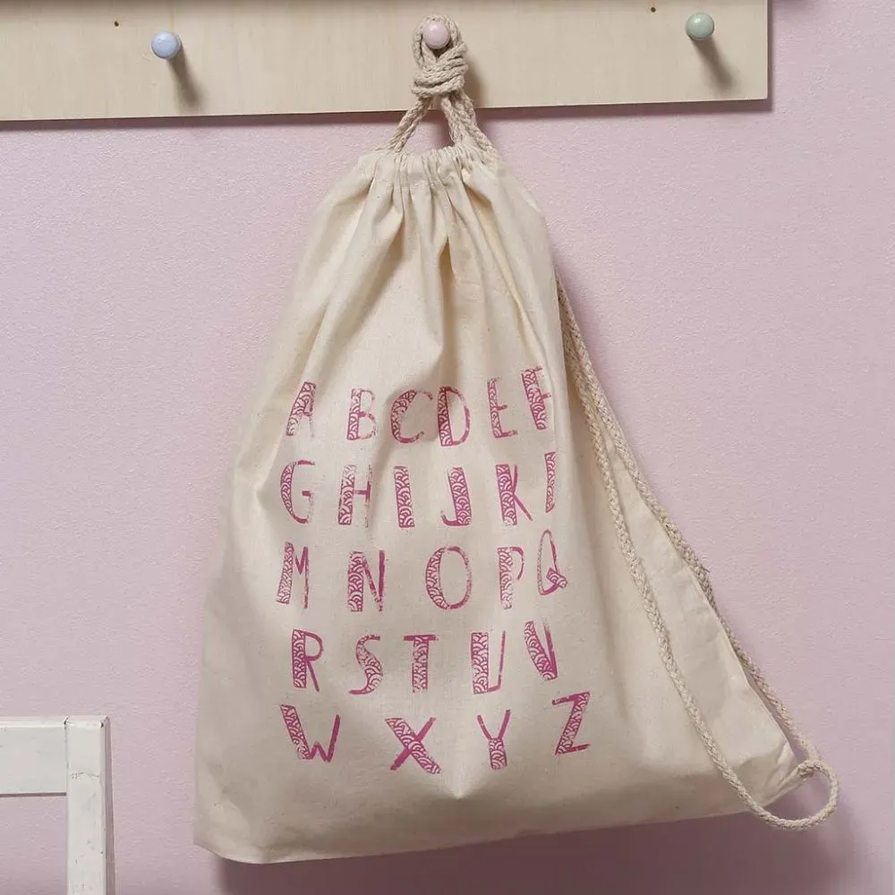 Astrid Brouwers Drawstringbag katoenen tas 37x41 cm met koord