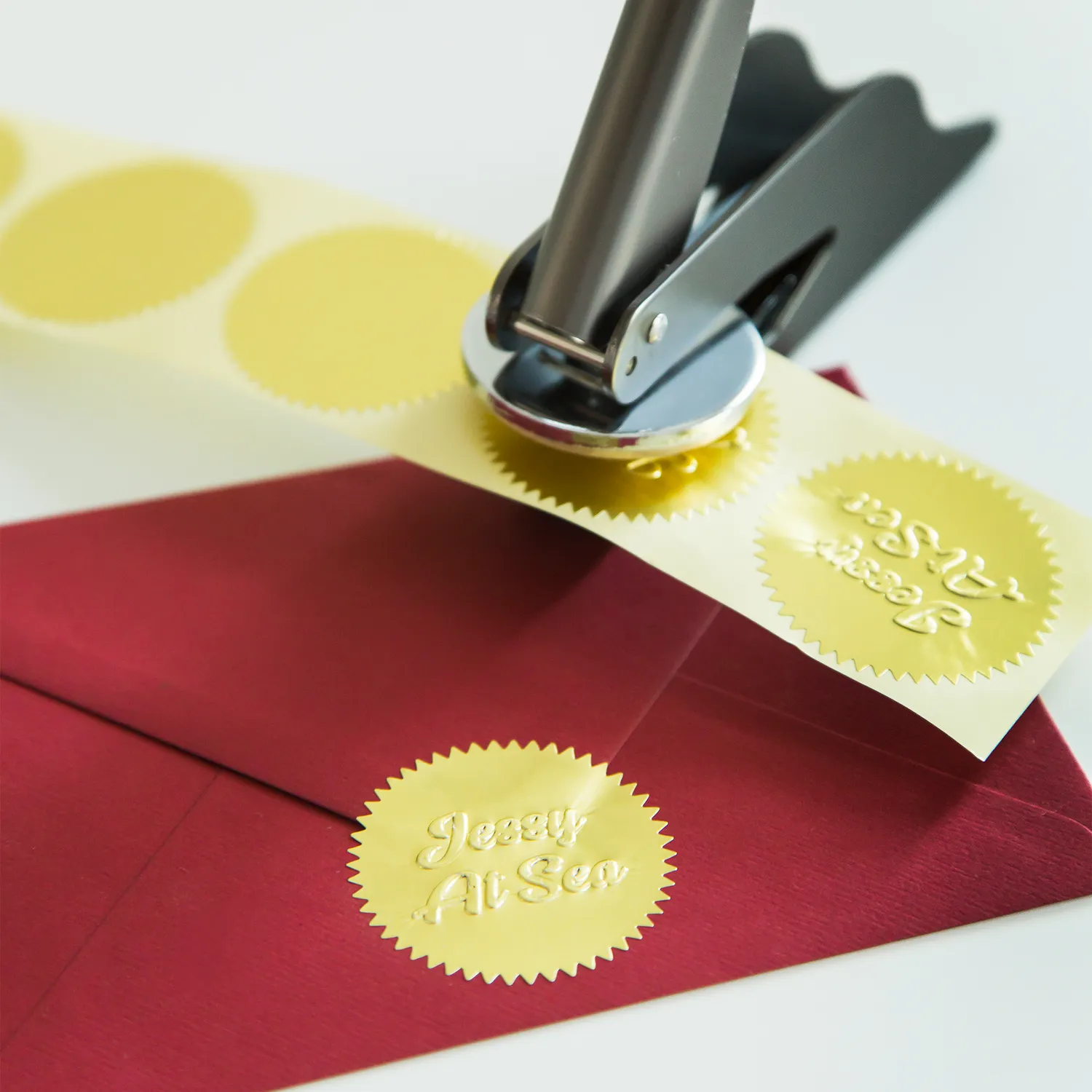 Jessy at Sea Embossing stickers goud 100 stuks