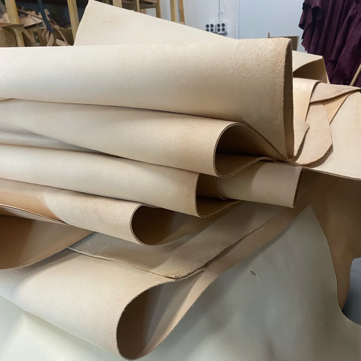 Leather House Harness Tuigleer natuur 20x20 cm 2,2 mm