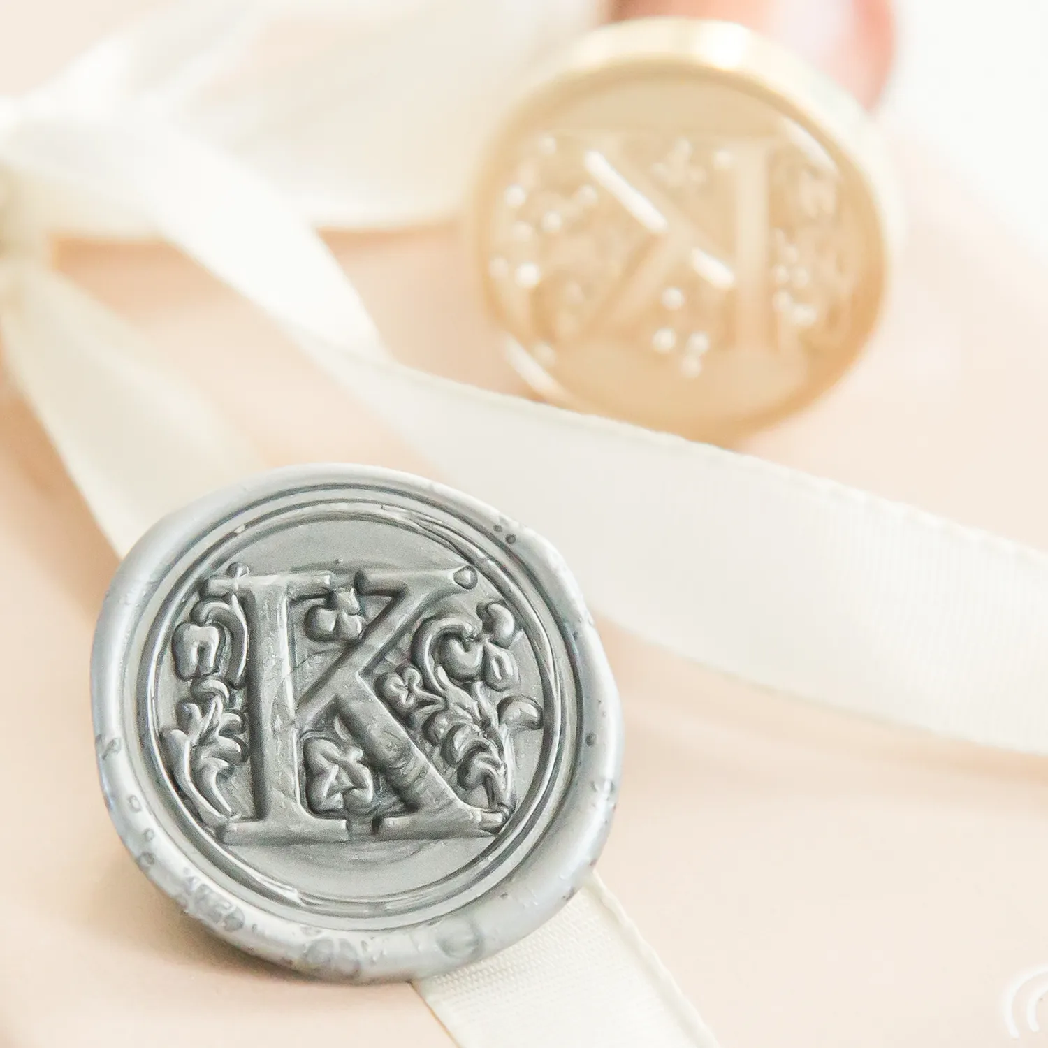 Jessy at Sea Letter K waxstempel 25 mm initiaal