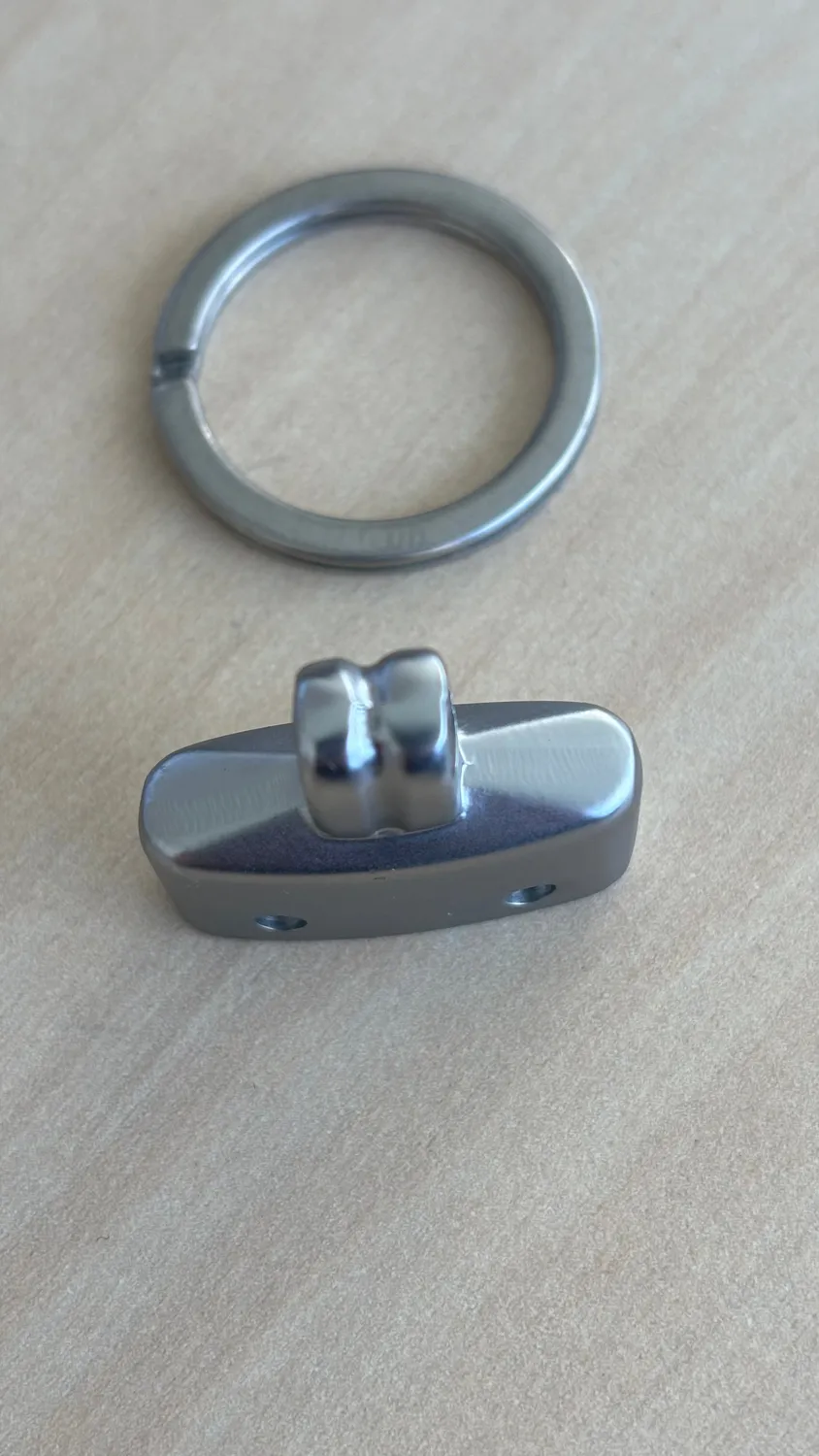 Leather House sleutelring 2,6 cm geborsteld zilver
