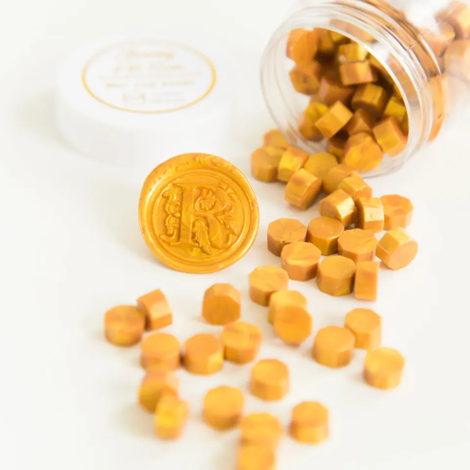 Jessy at Sea Gold sealing wax gouden kralen 100 stuks