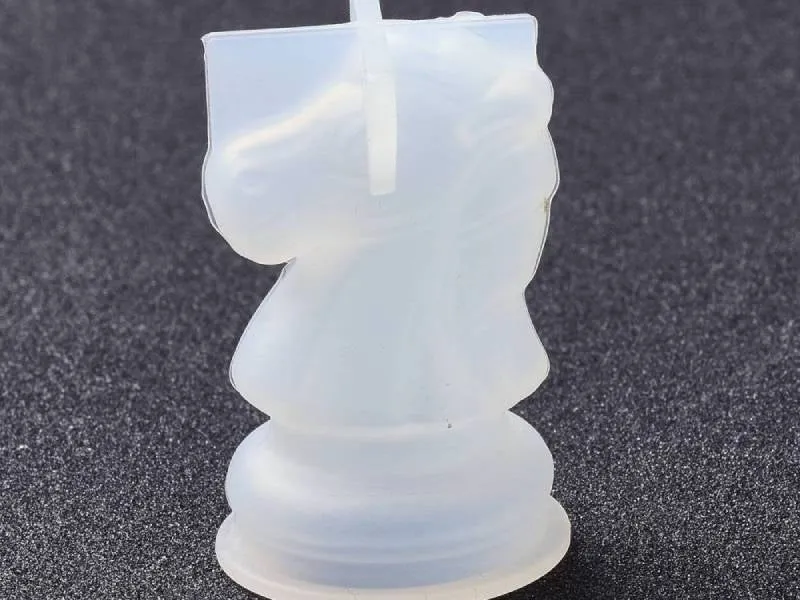 La Petite Epicerie siliconen mal paard schaak 4,4 cm