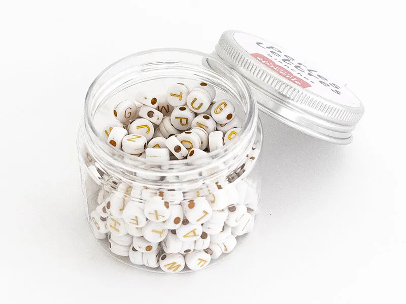 La Petite Epicerie letterkralen wit met goud pot 200 stuks