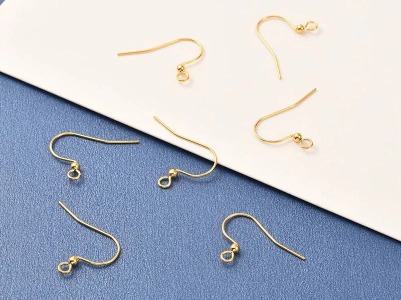 La Petite Epicerie oorbelhaken met parel goud 17 x 22 mm verguld