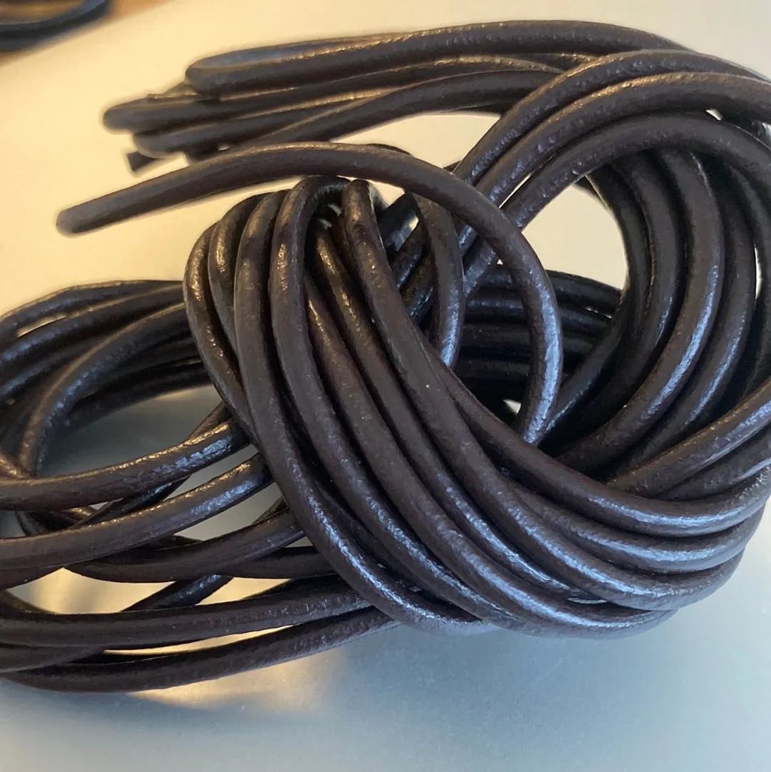 Leather House Round Edge leergaren 3 kleuren