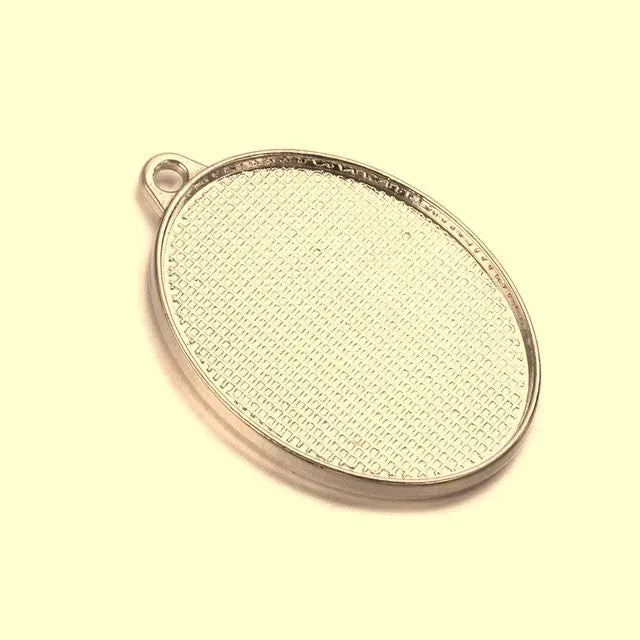 Bijounique dubbelzijdige hanger ovaal goud 28x38 mm per stuk