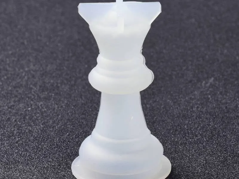 La Petite Epicerie Koningin siliconenmal wit 5,8 cm hars