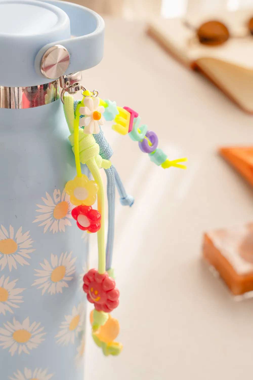 La Petite Epicerie Mini Kit Bag Charm Cute Flower tashanger kit