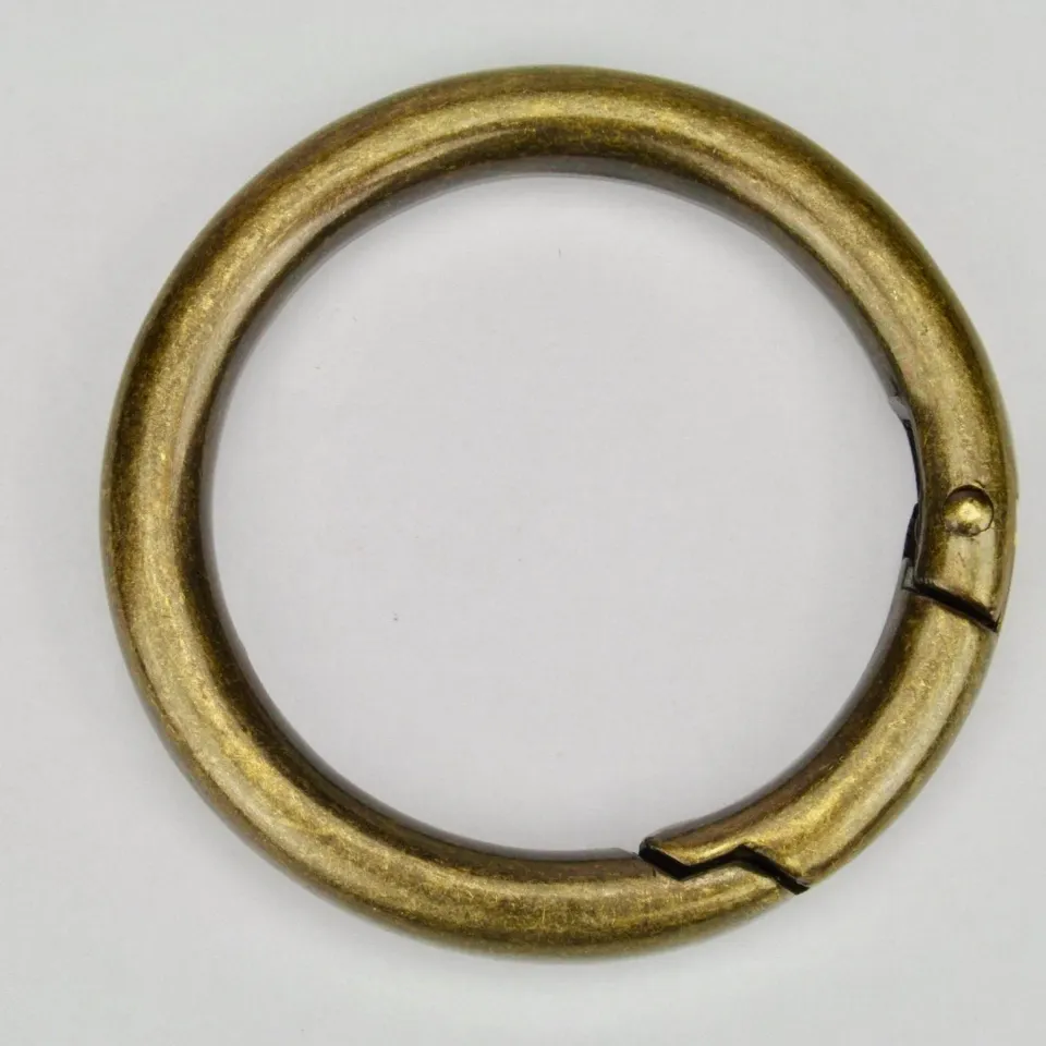 Leather House ring met veer 40 mm messing per stuk