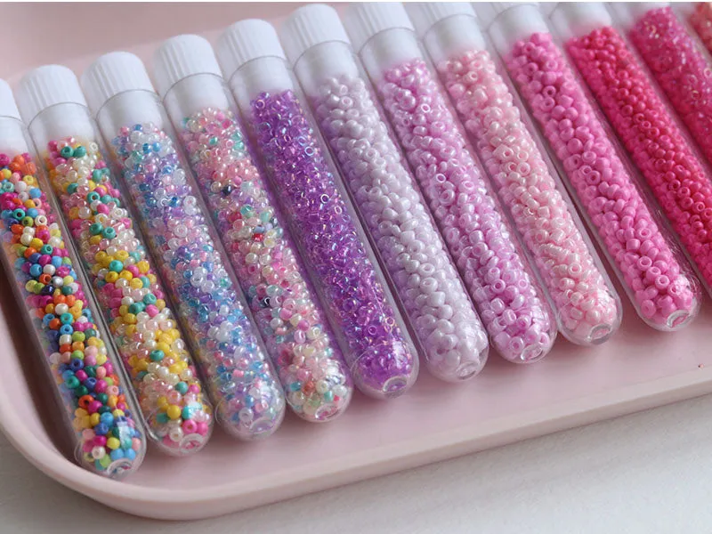 La Petite Epicerie rocailles kralen 2 mm tube 10 g regenboog